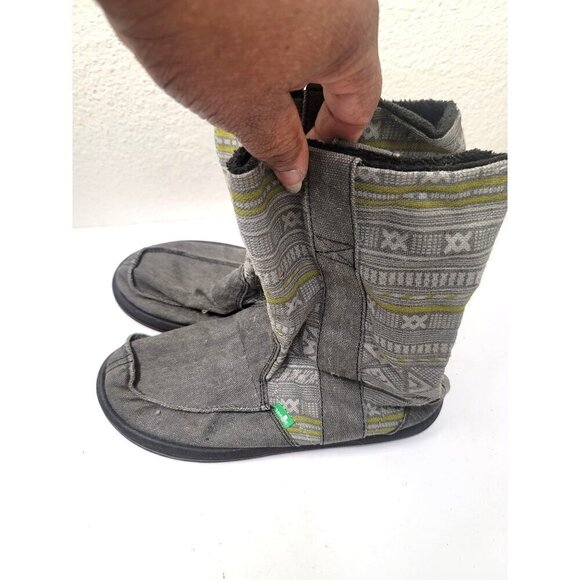 Sanuk Womens Grey Tribal Pattern Cozy Boot Slippers With Rubber Soles Size 7 - Picture 4 of 10